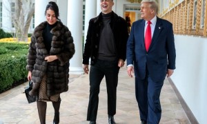 C罗晒与特朗普白宫会晤合影：激励新一代建设和平未来