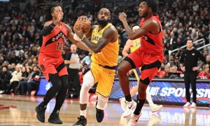 决胜球极限三选一詹姆斯传了 自废纪录成就生涯新经典