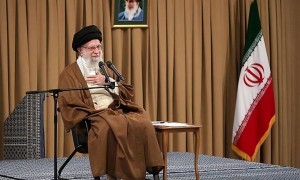 以色列动手！成功斩首伊朗高官，威胁摧毁导弹基地，美英法德集体沉默，中东再燃战火？