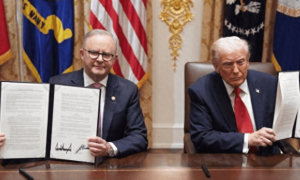 美邀日本在北京开会，不到24小时，俄军就宣布动手，高市早苗噩梦开始了