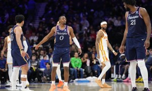 乔治大帝沦为顶薪“诈骗犯” 76人变革箭在弦上？