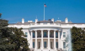 美国邀印度介入台海，莫迪反手传话中国，8个字说得很上道