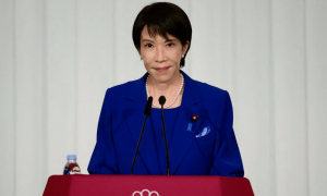 日本还没等到中方明确答复，高市早苗先收到的，是解放军的反制行动！