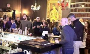 AI推高失业，美国白领饭碗难保？