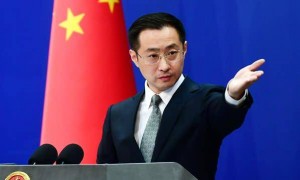 外交部评石平：数典忘祖，出卖良知，勾连反华势力，挑衅滋事